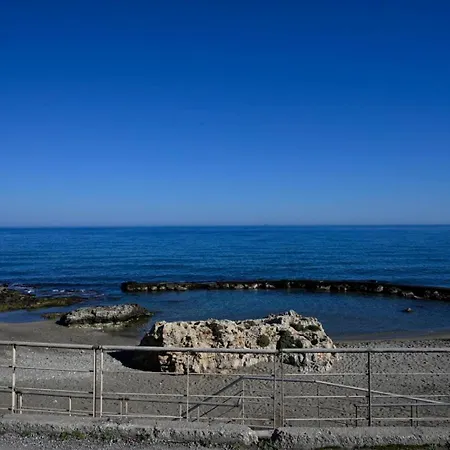 Kyma Sea Breeze Nest 30m From The Sea-near Town דירה *